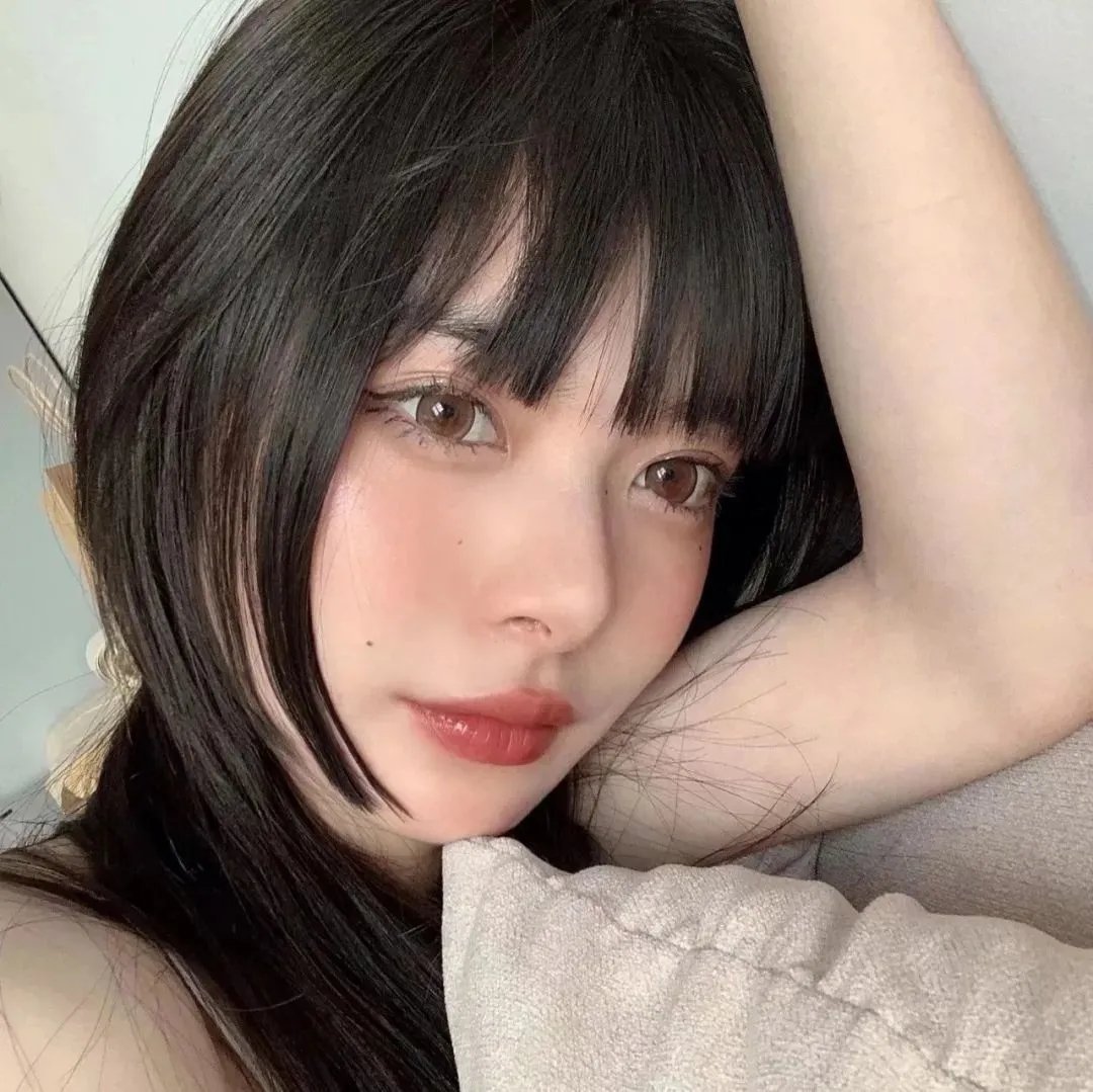 女警撞到夫